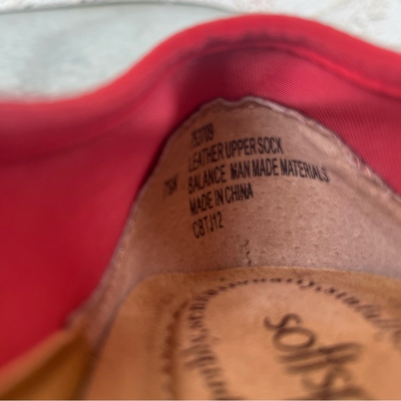Softspots Red Zip Up Leather Comfort Walking Shoes - Picture 11 of 13